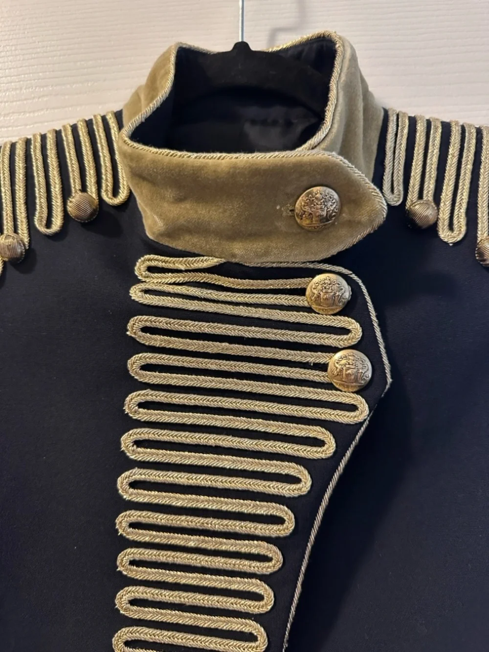 Zara limited edition Black Military-Style Blazer with Gold Trim. - Picture 9 of 12